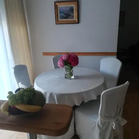 Tonka Apartment *